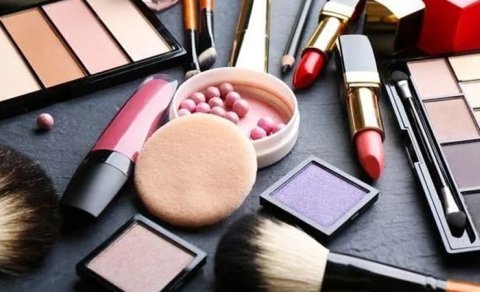 Onlayn alış-veriş zamanı saxta kosmetik məhsulları necə tanımaq olar?
