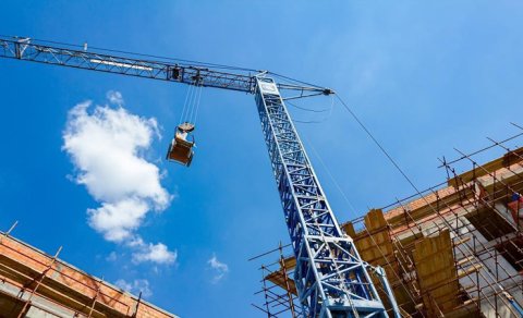 Dövlətə 8 milyon manat borcu olan inşaat şirkəti auditdən yayınır