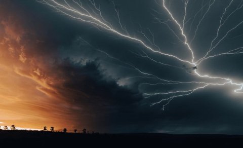 Niyə ildırım gurultusu qulaqbatırıcı olur? - Meteoroloq izah edir