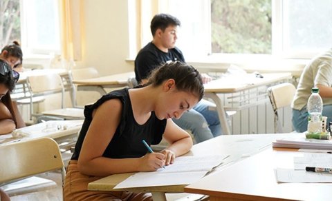 Buraxılış imtahanında xarici dildən hansı model tətbiq olunacaq?