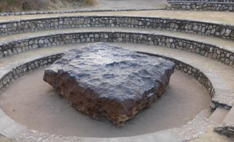 Yerdəki ən böyük meteorit: 60 tonluq "Hoba" niyə nəhəng krater yaratmayıb?