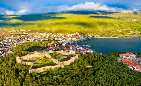 Avropanın ən ucuz ölkələrindən biri: Burada qitənin ən qədim gölü yerləşir