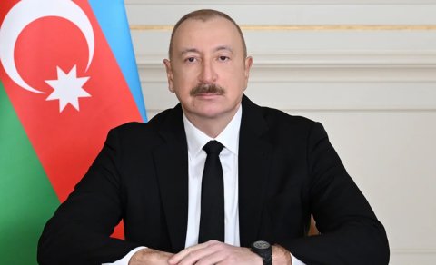 İlham Əliyev Mərakeş Kralını təbrik etdi