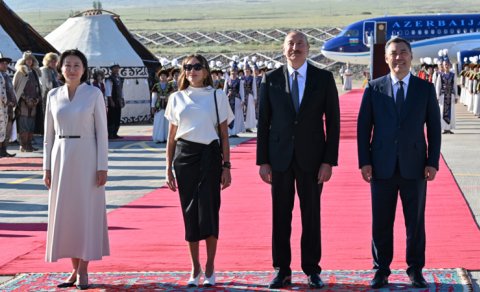 İlham Əliyev Qırğızıstanda səfərdədir - FOTO