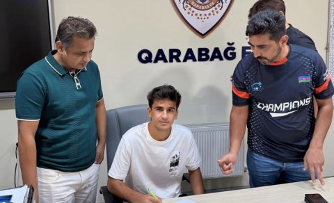 
Pakistanlı yarımmüdafiəçi rəsmən &ldquo;Qarabağ&rdquo;da