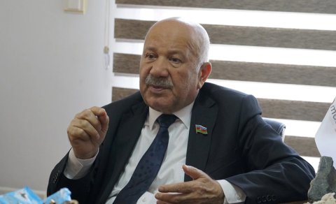 Deputatın qardaşı vəfat etdi
