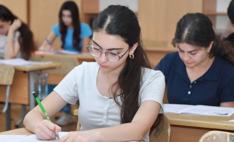 Kolleclərdə ən yüksək təhsil haqqı olan ixtisaslar - SİYAHI