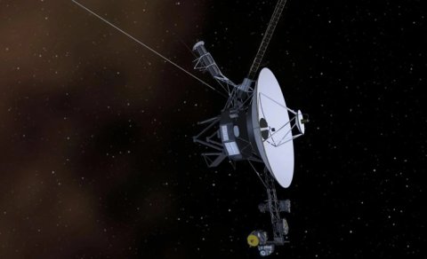"Voyager-1" Yerdən o qədər uzaqlaşıb ki, göndərilən əmrlər ona yalnız ertəsi gün çatır