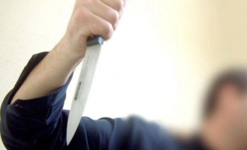 19 yaşlı qız avtomobildə öldürüldü - Qardaşı polisə təslim oldu