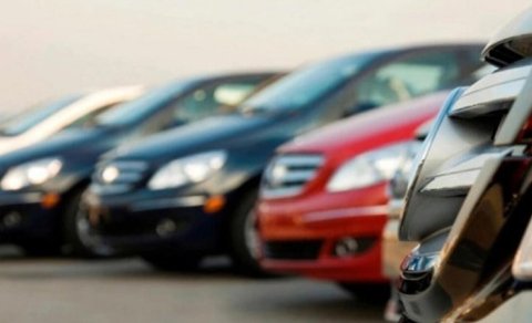 Azərbaycana avtomobil idxalı niyə kəskin azalıb?