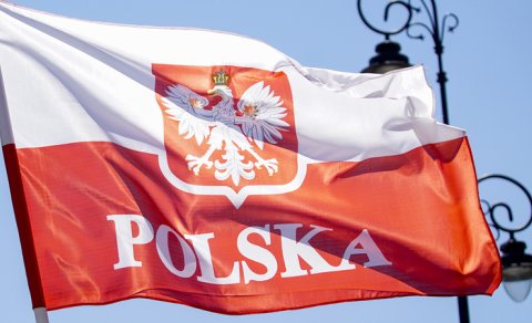 Polşa şərq sərhədinin hər rayonunda hərbi anbarlar yaradacaq