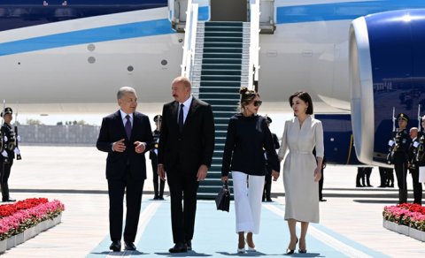Prezidentlər və birinci xanımlar "Kuksaroy" Dövlət İqamətgahında birgə foto çəkdirdi