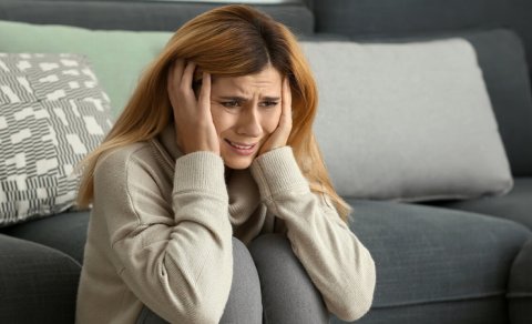 Alimlər yuxusuzluğun narahatlığı necə artırdığını müəyyən edib