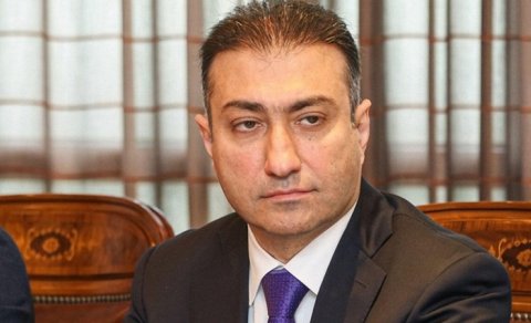 İşdən çıxarılan baş həkimə yeni vəzifə verildi