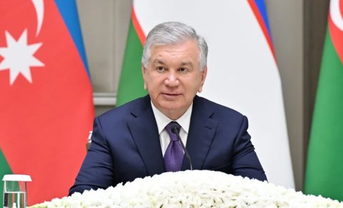 Şavkat Mirziyoyev Mehriban Əliyevanı təbrik etdi