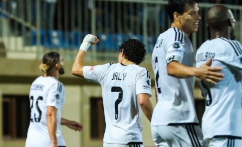 "Qarabağ" 10 nəfərlə qalib gəldi