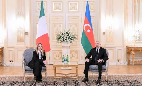 İlham Əliyev Corcia Melonini ən uzun müddət Baş nazir vəzifəsində olması münasibətilə təbrik etdi