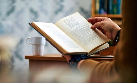 Kitab oxuma vərdişlərimiz nə üçün zəifləyib?