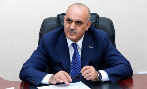 Səlim Müslümovun bu evi yarı qiymətə satışa çıxarıldı