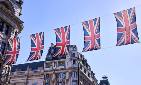 Britaniya müdafiə büdcəsini əlillər üçün nəzərdə tutulan ödənişlər hesabına artırmaq istəyir