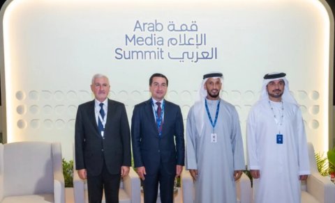 Hikmət Hacıyev Ərəb Media Forumunda iştirak edib