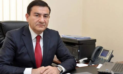 Prezident Famil Mustafayevi təltif etdi