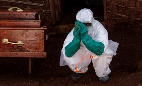 Ebola epidemiyası yayılmağa DAVAM EDİR