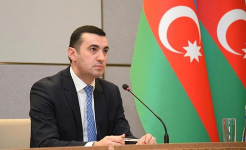 
Ayxan Hacızadə Fransa XİN mətbuat katibinin Azərbaycana səyahət xəbərdarlığını pislədi