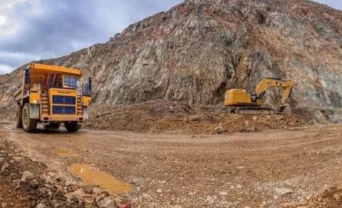 Deputat dağ-mədən və metallurgiya sənayesinin inkişafına dair Dövlət Proqramından DANIŞDI