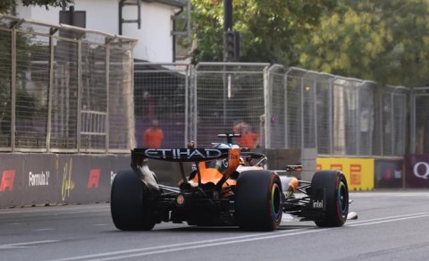 
"Formula 2" üzrə Azərbaycan Qran-prisində sprint yarışı başa çatdı
