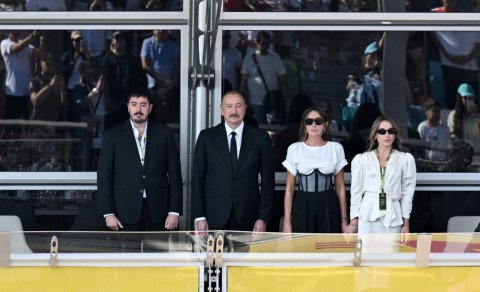 Prezident və birinci xanım Azərbaycan Qran-Prisinin əsas yarışını izlədi - YENİLƏNİB