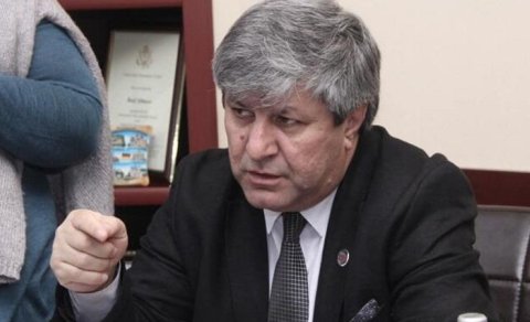 
Əvəz Zeynallı vəfat etdi