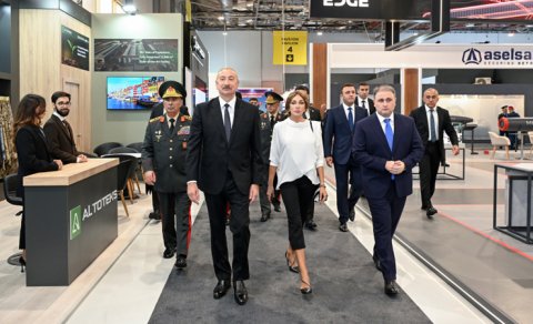 Prezident və birinci xanım "ADEX 2026" və "Securex Caspian" sərgiləri ilə tanış oldu - FOTO