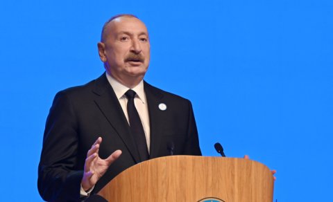 Prezident: Xarici siyasətimizi elə qurmalıyıq ki, heç kim bizim işimizə müdaxilə etməsin