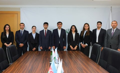 Aqrar Xidmətlər Agentliyində &ldquo;Yay Təcrübə Proqramı&rdquo;nı uğur qazanmış gənc mütəxəssislərlə görüş keçirilib