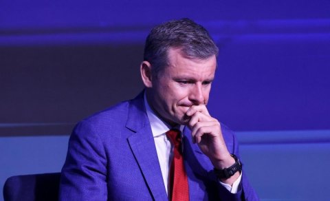 Ukraynada maliyyə böhranı: Hökumət on milyardlarla qrivnanın ayrılmasını təxirə saldı