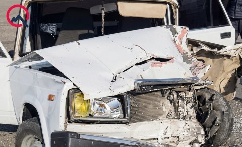 
Törətdiyi qəzada arvadı öldü, 10 yaşlı oğlu yaralandı