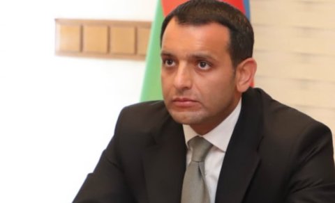 Yeni icra başçısı 3 nəfərə vəzifə verdi