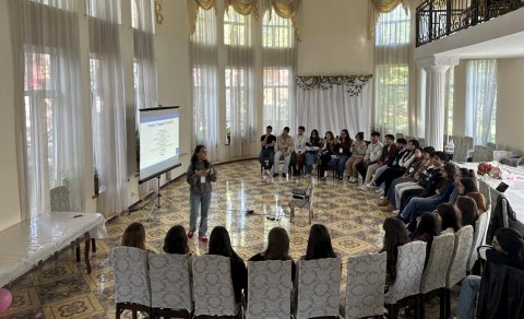 Gənclərin liderlik və layihə idarəetməsi bacarıqları inkişaf etdirilir