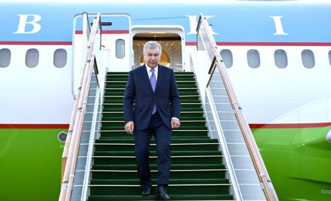Mirziyoyev də Bakıdadır