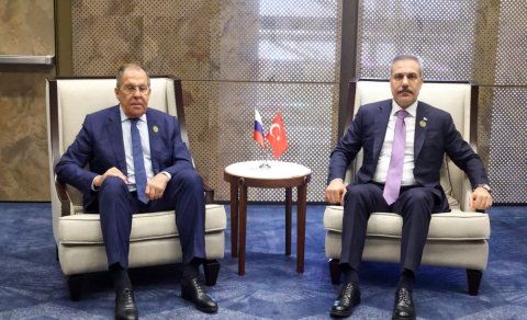 Hakan Fidan və Sergey Lavrov Bakıda görüşüb
