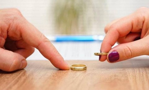 8 ayda Azərbaycanda nə qədər uşaq doğulub, neçə ailə dağılıb?