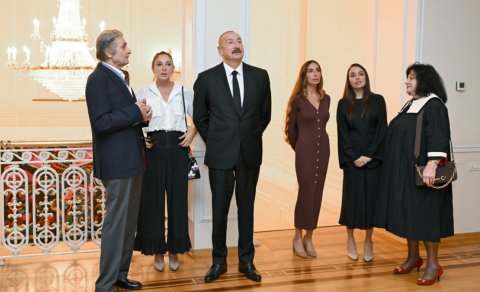 Prezident və ailə üzvləri "Mənim Abşeronum: Üstə gəl" sərgisi ilə tanış oldu - FOTO