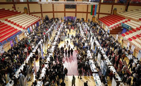 Bakıdakı növbəti yarmarkada 1000-dən çox vakansiya təqdim olunub