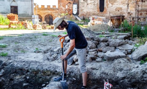 Dunay sahilində 4500 kvadratmetrlik Roma iqamətgahı aşkarlandı