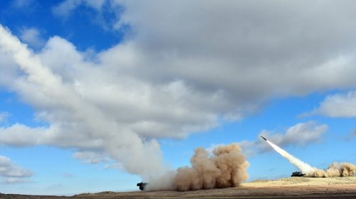 Ordumuz şərti düşmənin hava hədəflərini zenit-raket kompleksləri ilə məhv etdi - FOTO/VİDEO