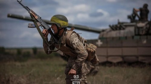 Ruslar Zaporojye vilayətində hücum üçün qüvvələr toplayır - Hərbi ekspert