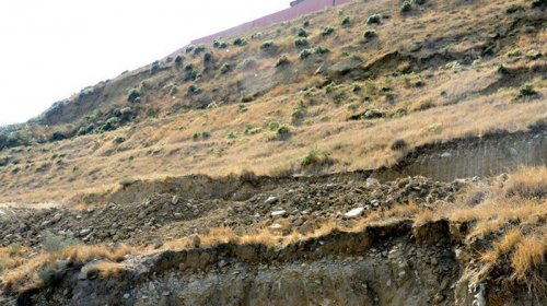 Xətai rayonunda torpaq sürüşməsi oldu