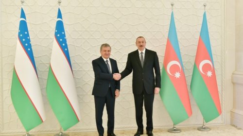 İlham Əliyevlə Şavkat Mirziyoyev arasında telefon danışığı oldu