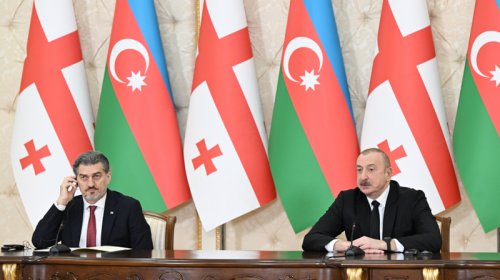 Prezidentlər mətbuata bəyanatla çıxış etdi - YENİLƏNİB